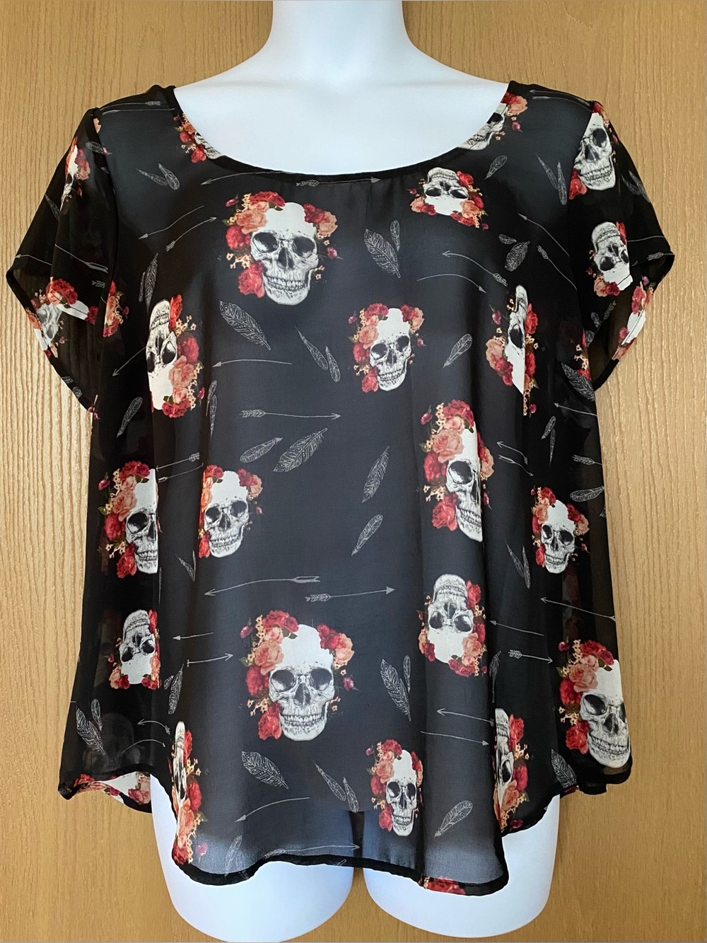 Torrid Black Floral Skull Short Sleeve Blouse Plus Size 1